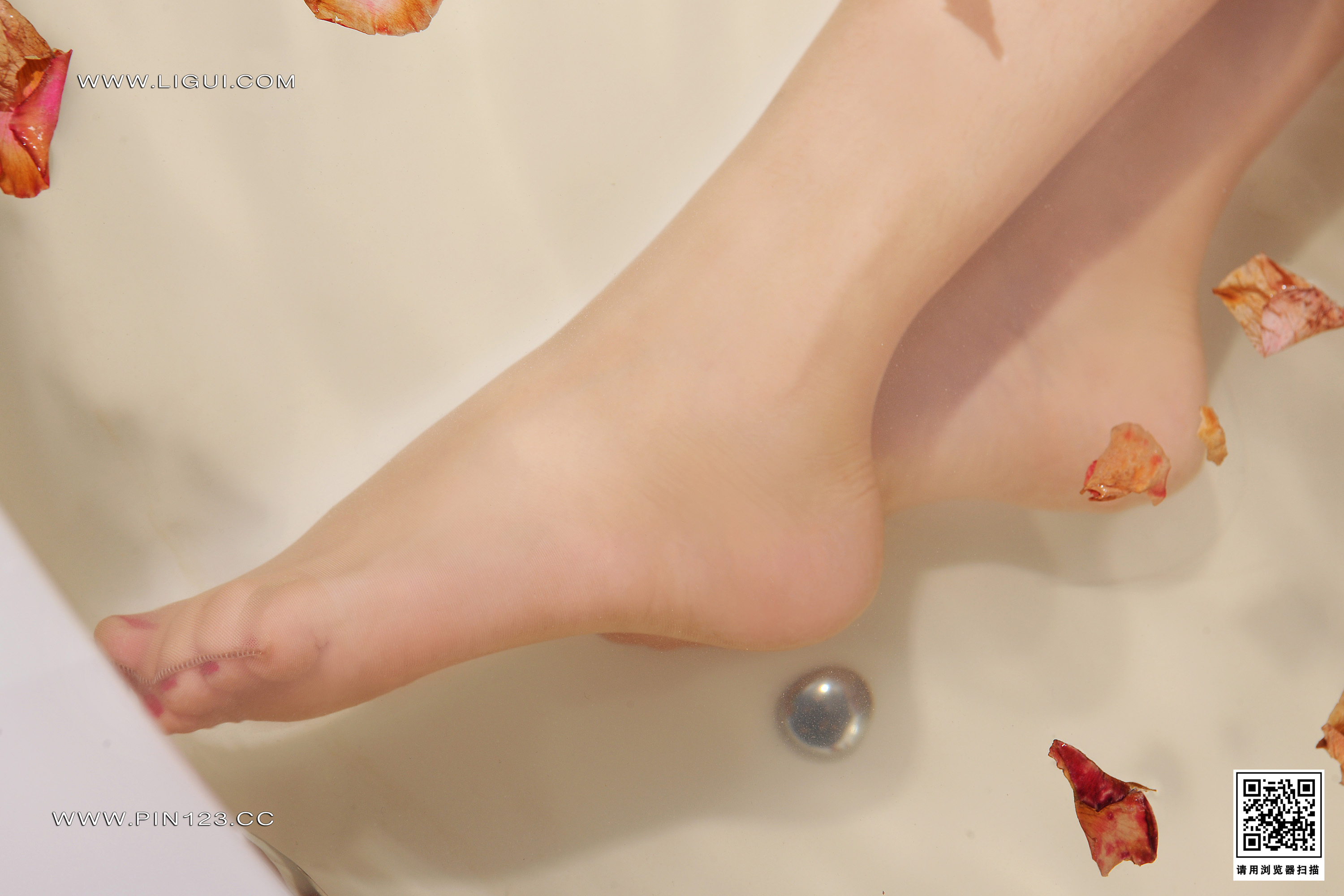 Ligui丽柜 2023.06.24 《丽柜典藏》 英子